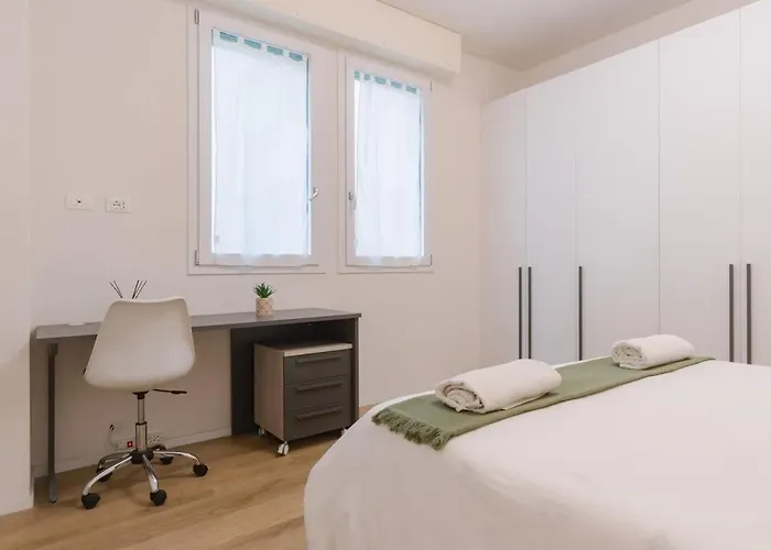 Modern Retreat Private With Ensuite *